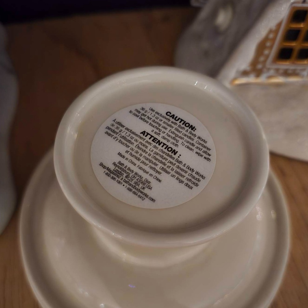 Bath&Body Works cream colored cloche glass mini 1.3oz candle luminary - Picture 2 of 8